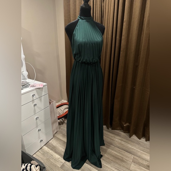 ASOS Forest Green Halter Pleated Maxi Dress - Picture 3 of 6